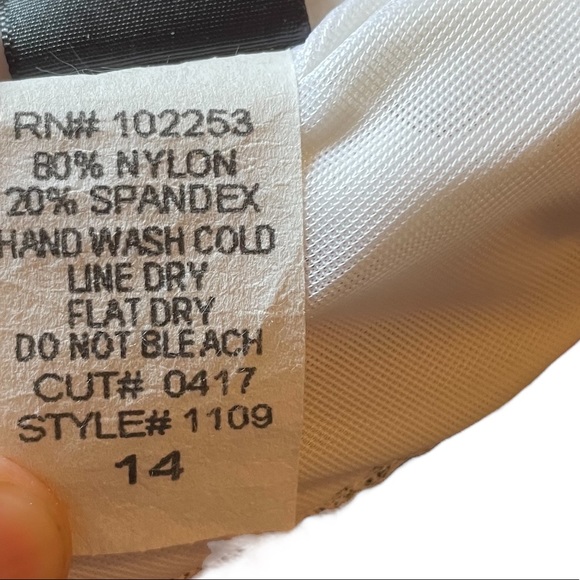 Esther Williams Red and White One Piece Swimsuit with Floral Design - Picture 15 of 15